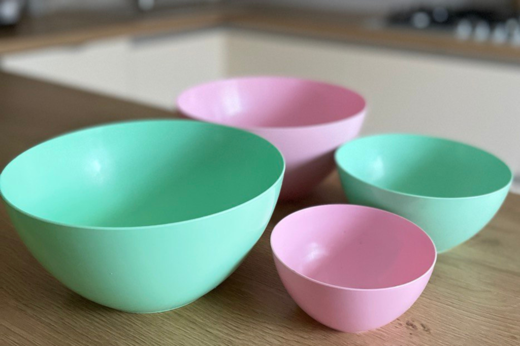 plastic bowl sets, large bowls, medium bowls, small bowls